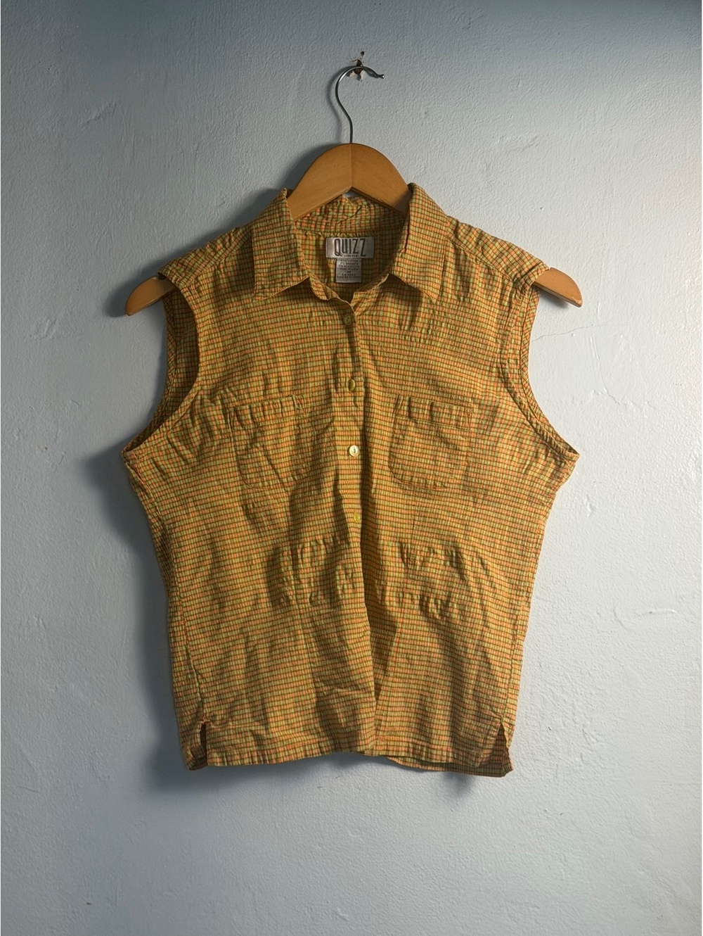 Quizz Vintage Sleeveless Button-Up Shirt Yellow and Orange Plaid